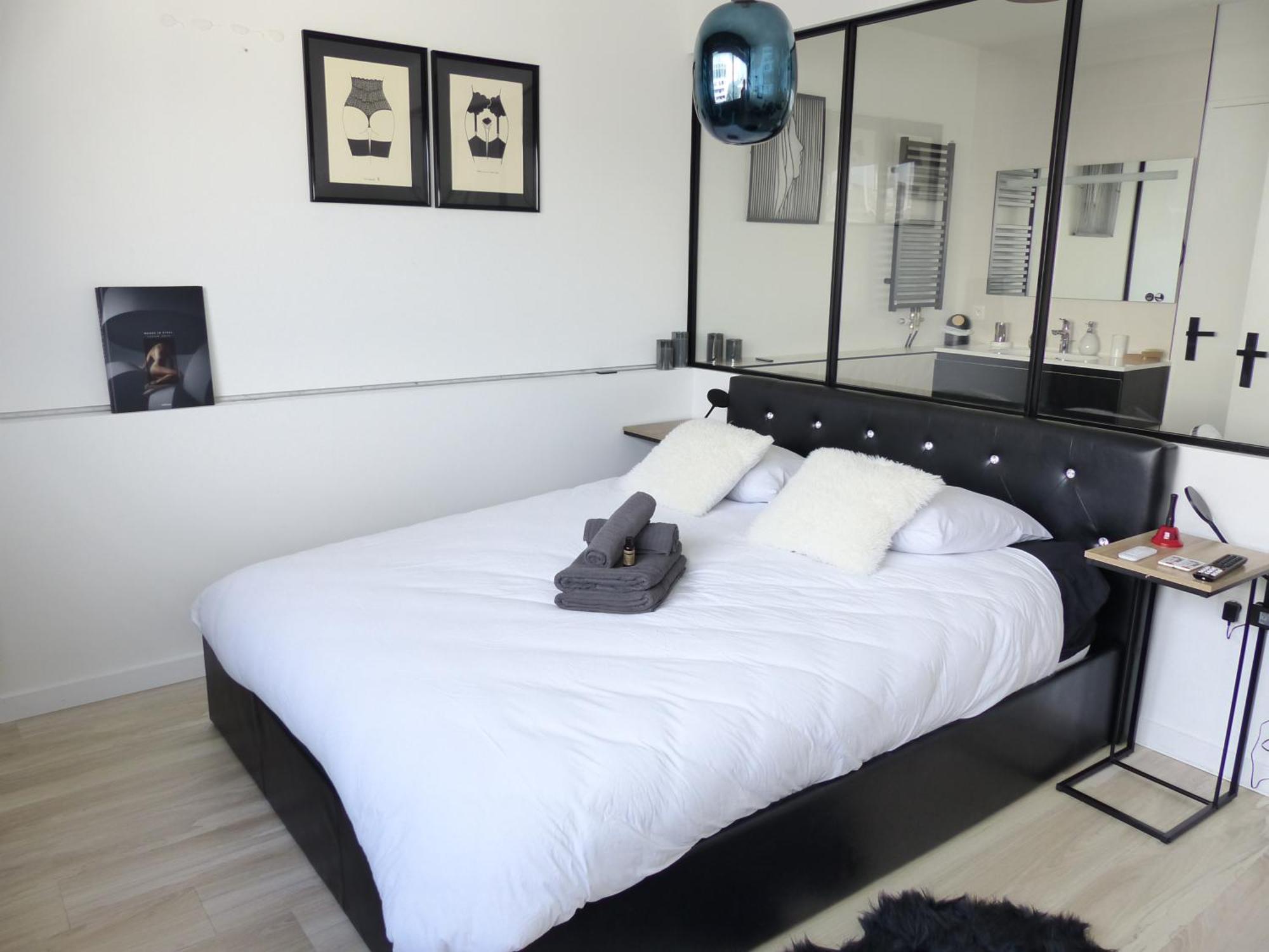 Apartmán La Cite Des Coeurs Lu Parking Inclus Nantes Exteriér fotografie