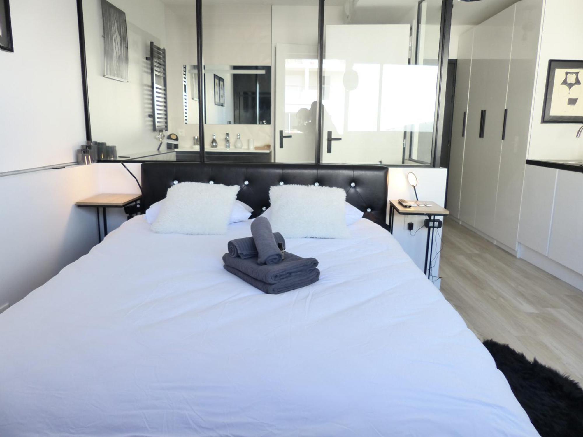 Apartmán La Cite Des Coeurs Lu Parking Inclus Nantes Exteriér fotografie