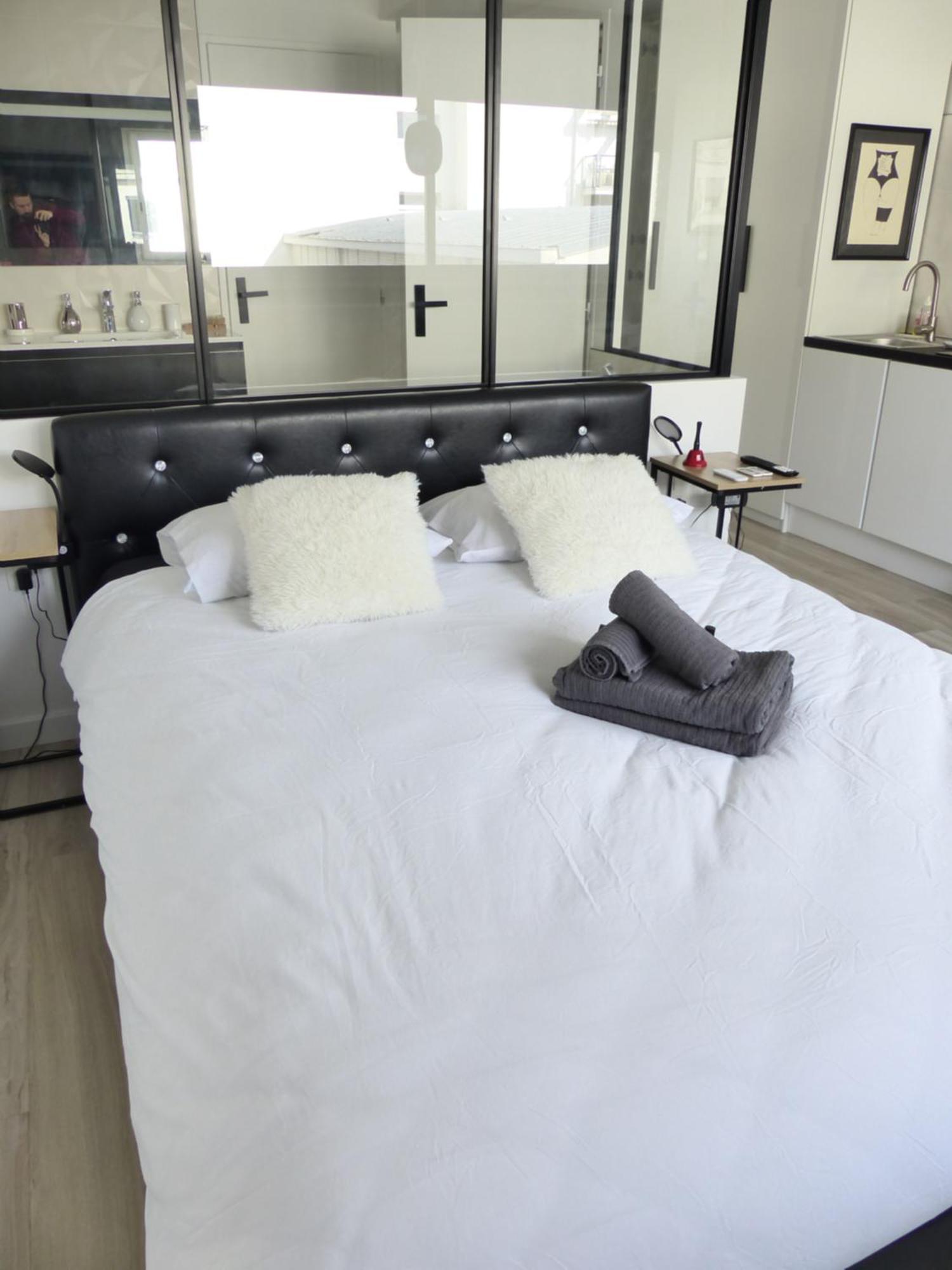 Apartmán La Cite Des Coeurs Lu Parking Inclus Nantes Exteriér fotografie
