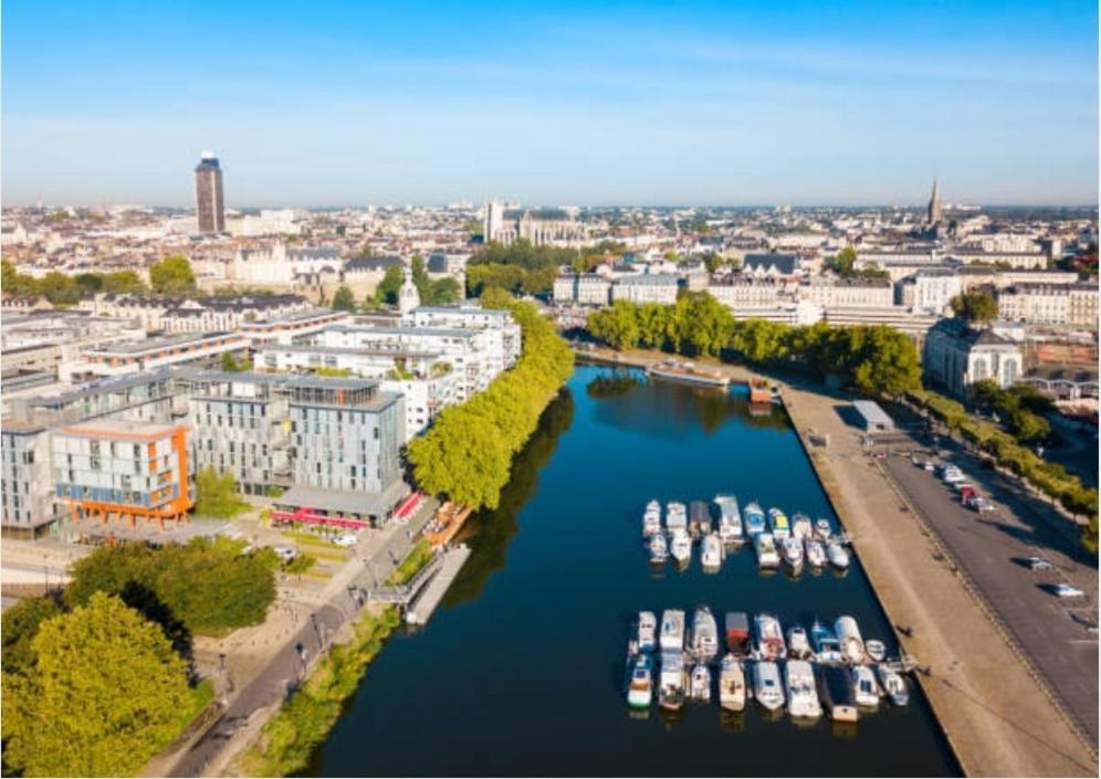 Apartmán La Cite Des Coeurs Lu Parking Inclus Nantes Exteriér fotografie